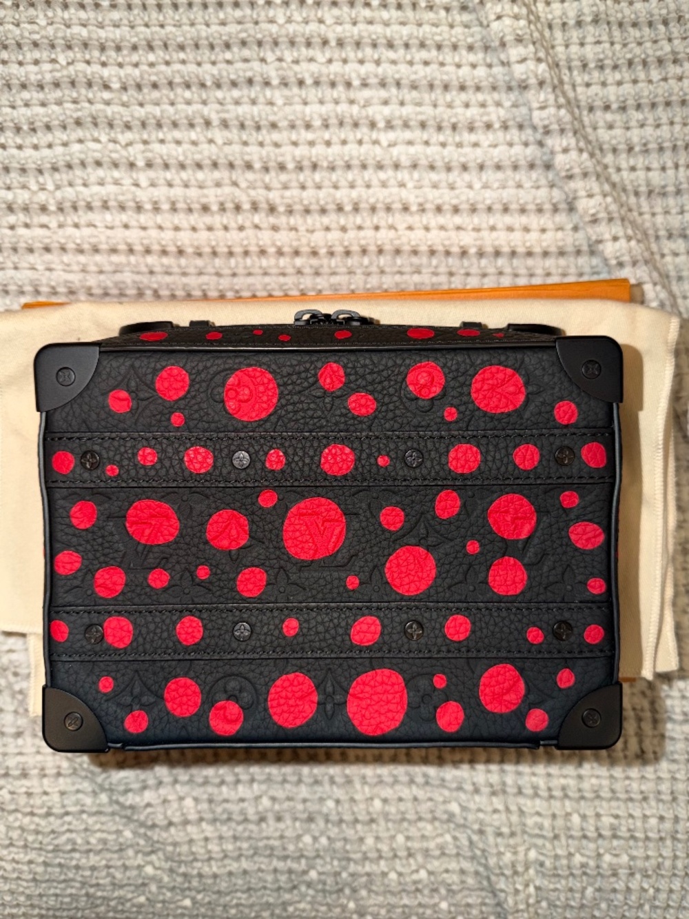 Louis Vuitton X Yayoi Kusama Handle Soft Trunk M21677